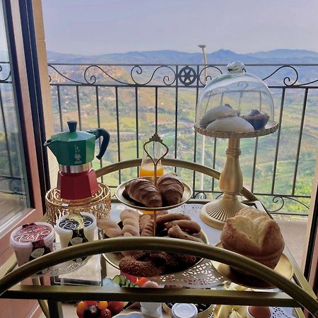 Dimora Del Duomo Hotel Enna Ngoại thất bức ảnh
