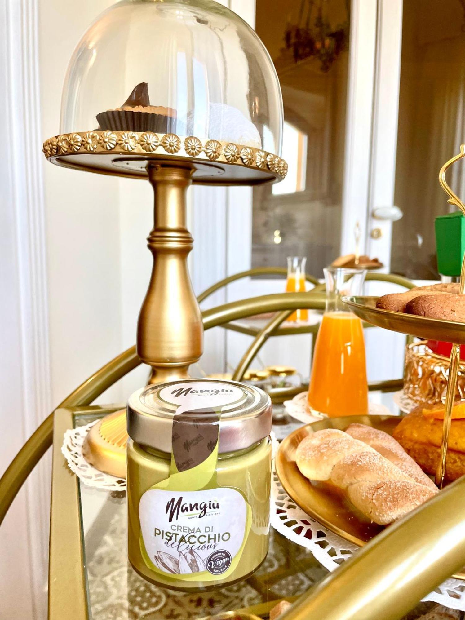 Dimora Del Duomo Hotel Enna Ngoại thất bức ảnh
