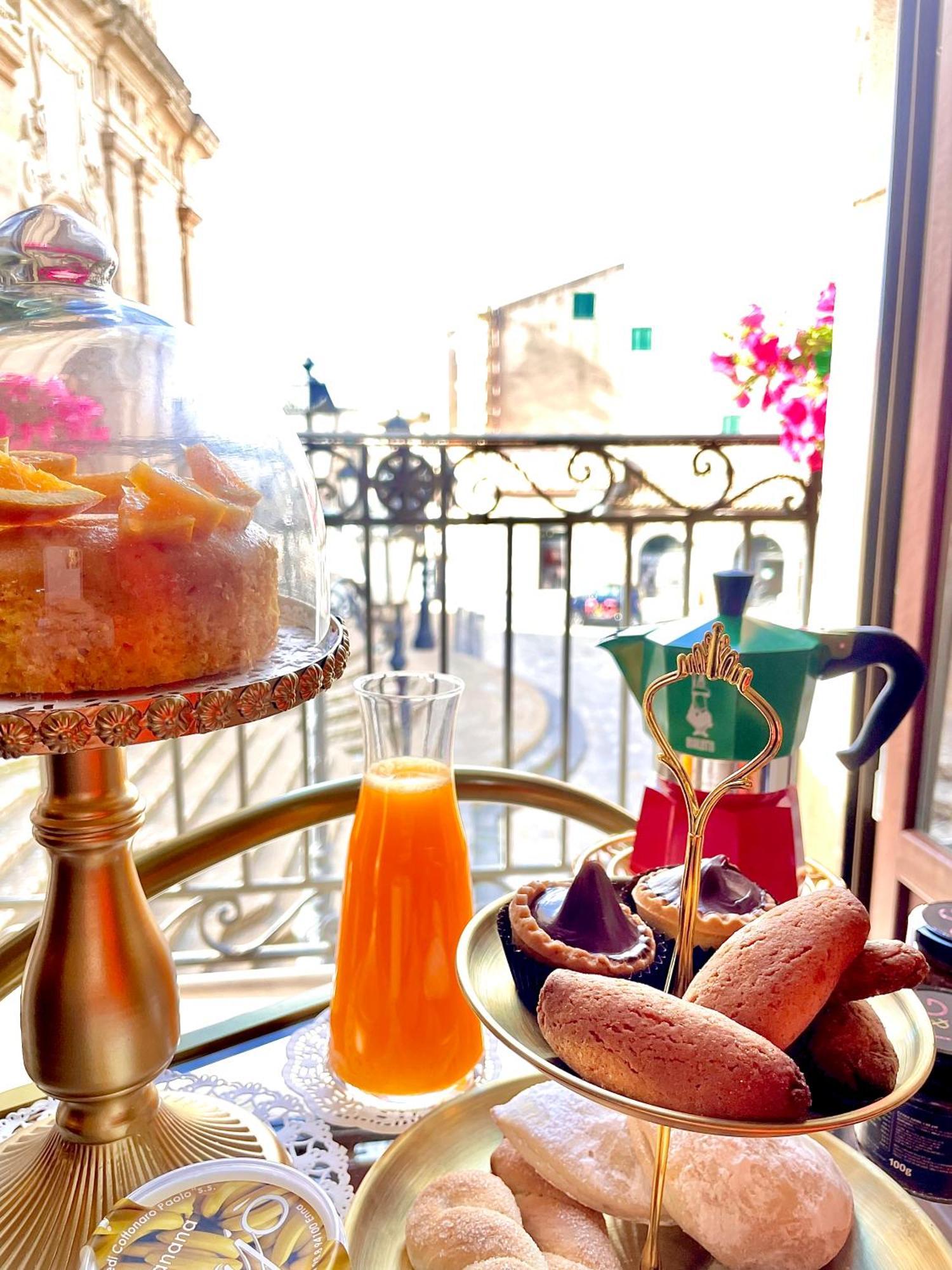 Dimora Del Duomo Hotel Enna Ngoại thất bức ảnh