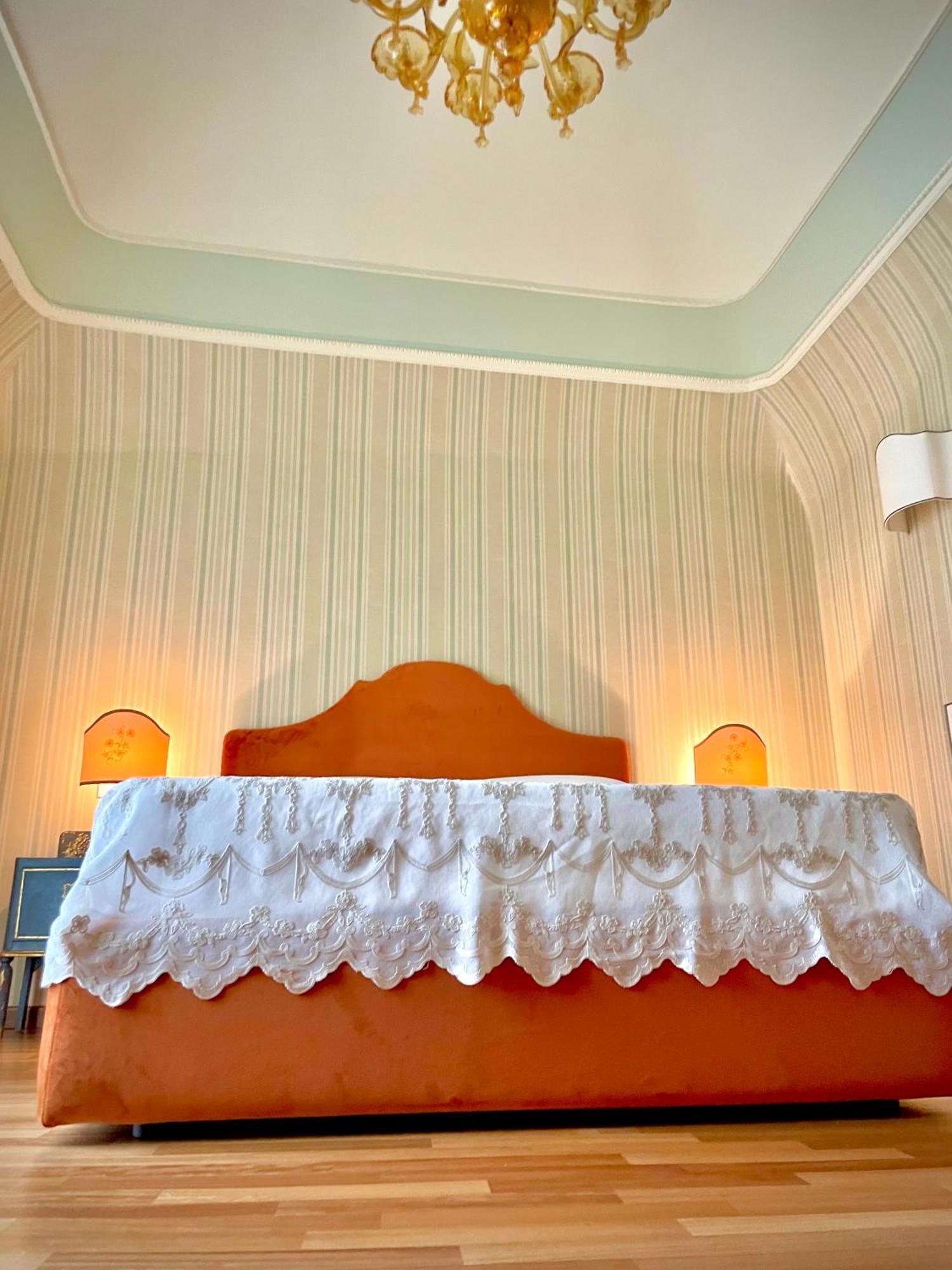 Dimora Del Duomo Hotel Enna Ngoại thất bức ảnh