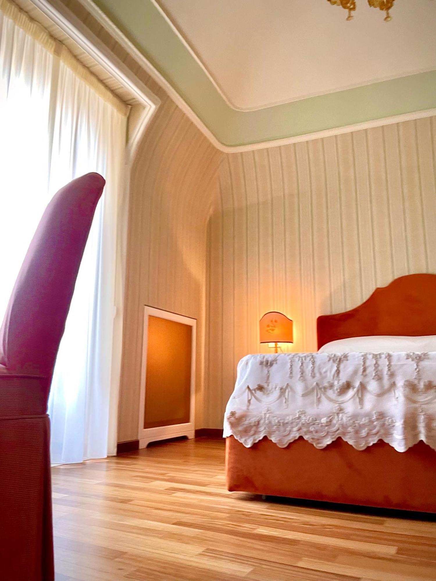 Dimora Del Duomo Hotel Enna Ngoại thất bức ảnh
