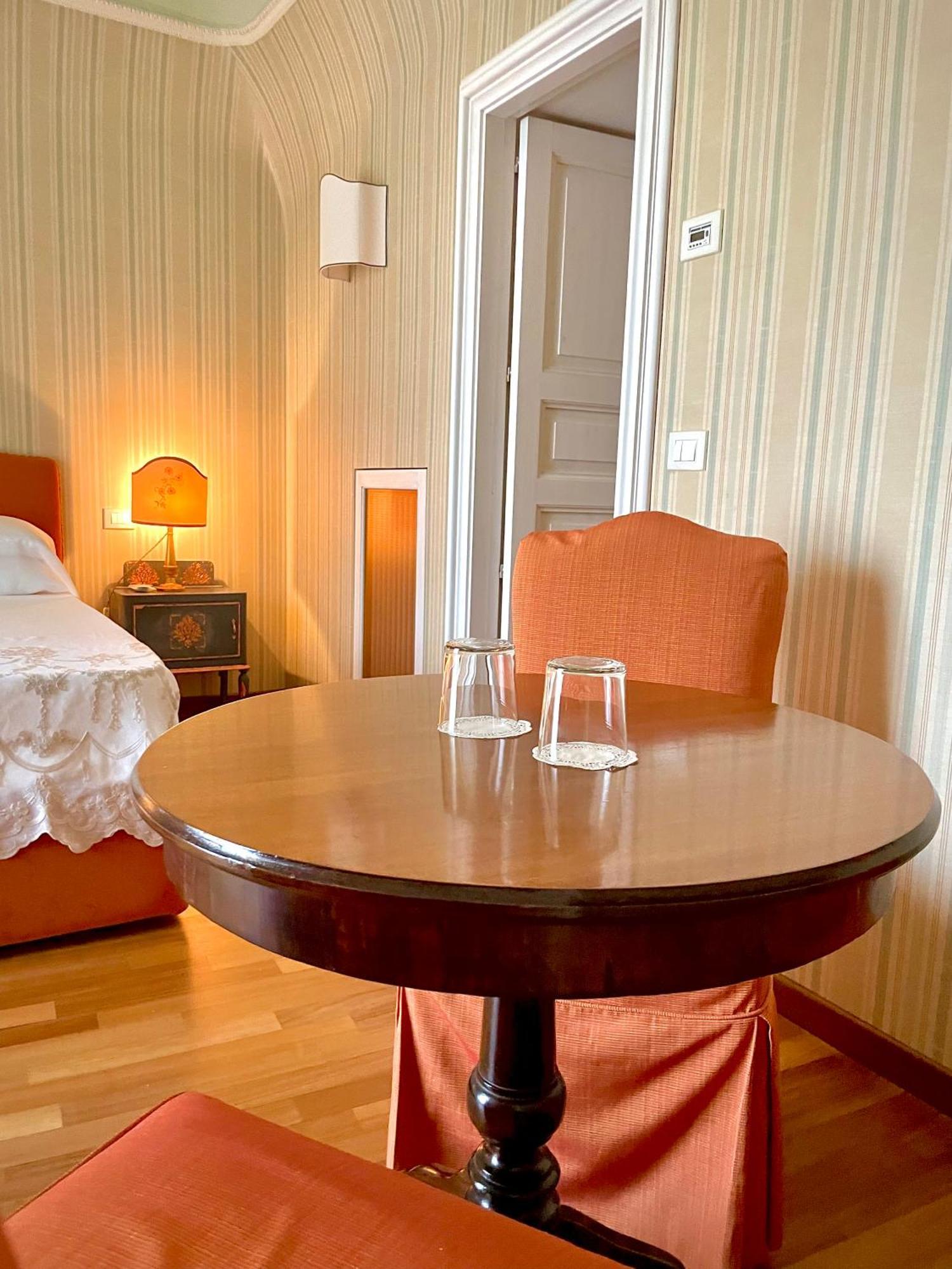 Dimora Del Duomo Hotel Enna Ngoại thất bức ảnh