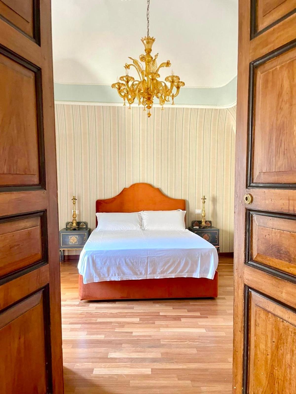 Dimora Del Duomo Hotel Enna Ngoại thất bức ảnh