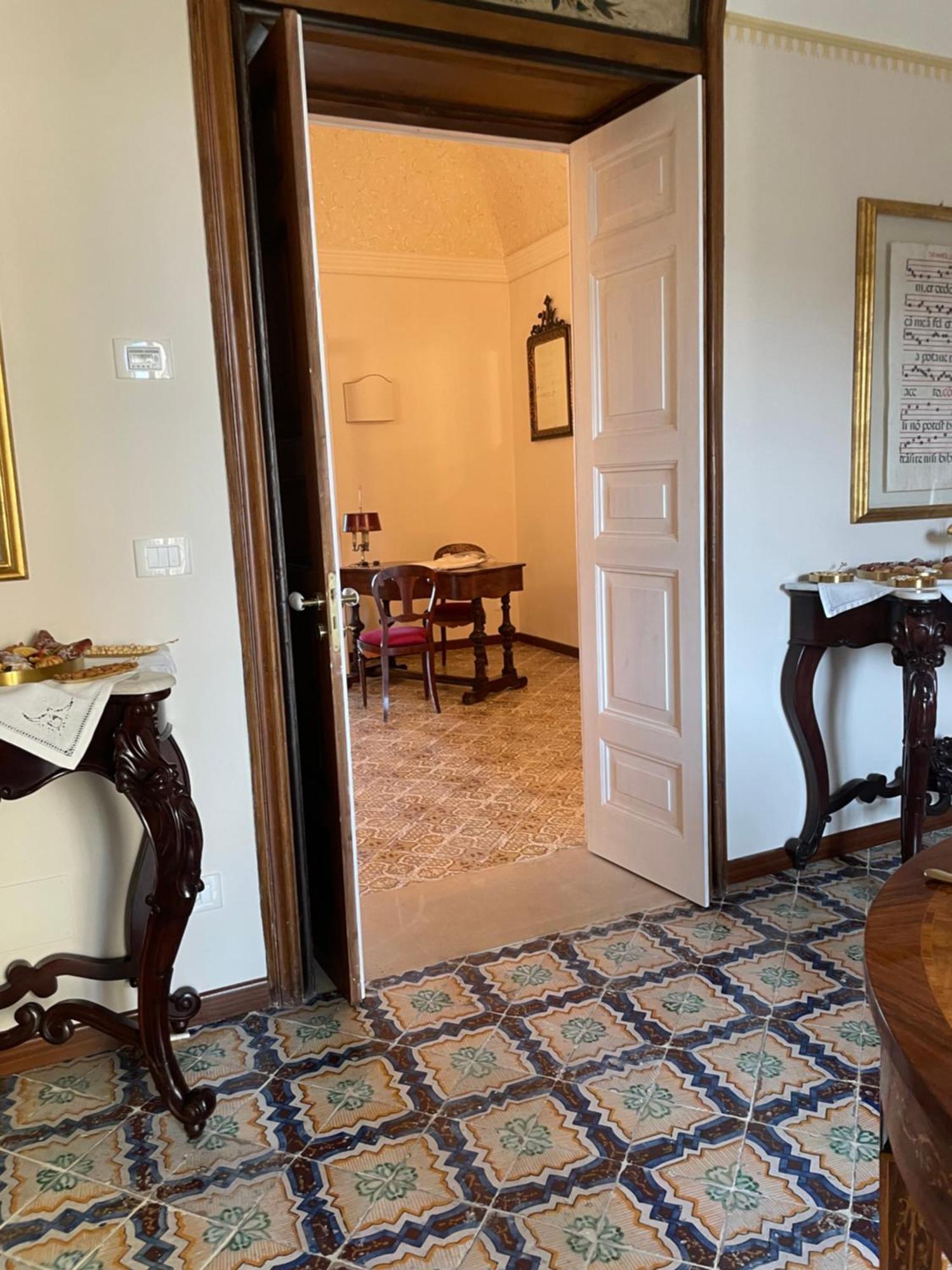 Dimora Del Duomo Hotel Enna Ngoại thất bức ảnh